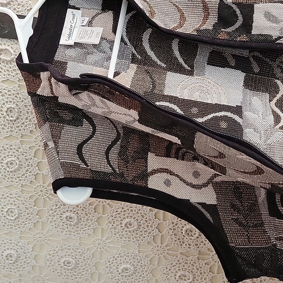 Womens vest - Picture 4 of 6